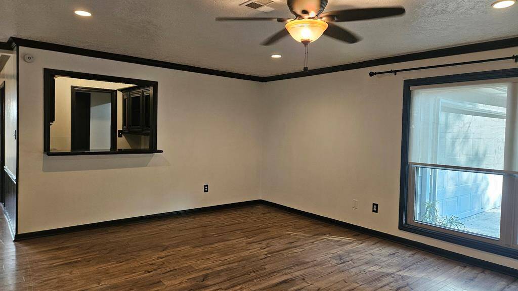 Super sized family room!