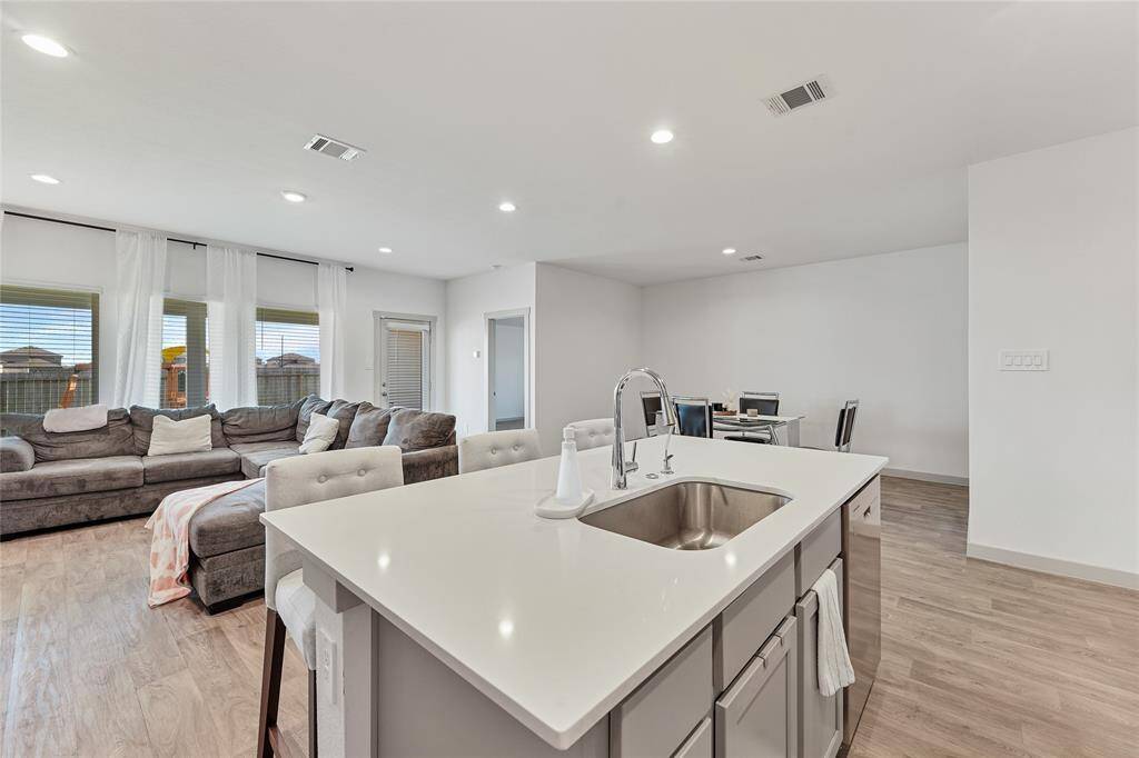 Beautiful Quartz Countertops with Deep Dish Sink!
