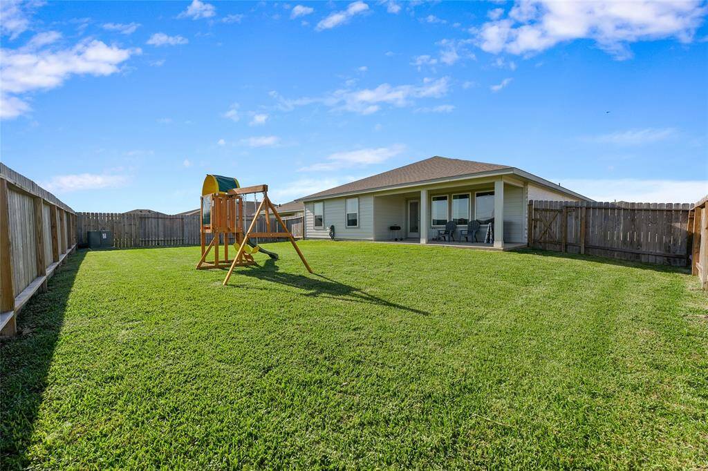 Stunning and Spacious Backyard View!