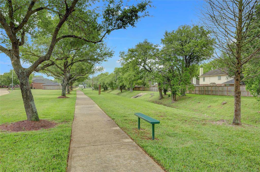 This beautiful neighborhood features walking trails!