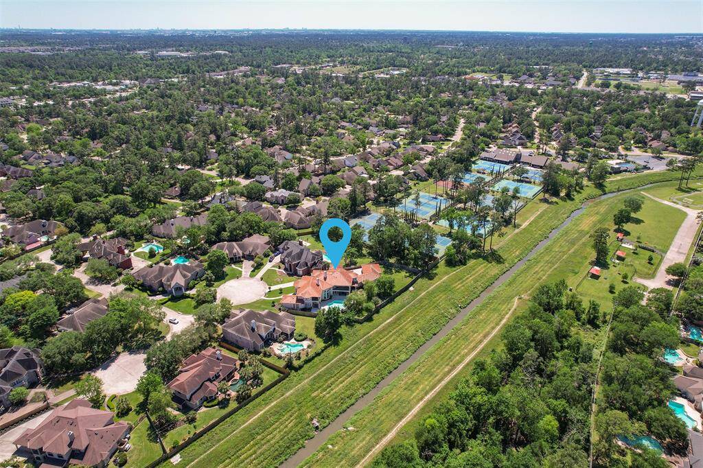 Wimbledon Champions Estates is ideally located near exceptional parks and recreational amenities, including Donald R. Collins Park and Meyer Park.