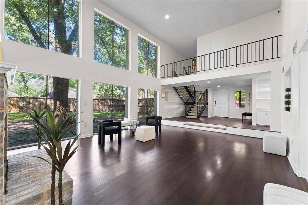 Open plan with lots of privacy