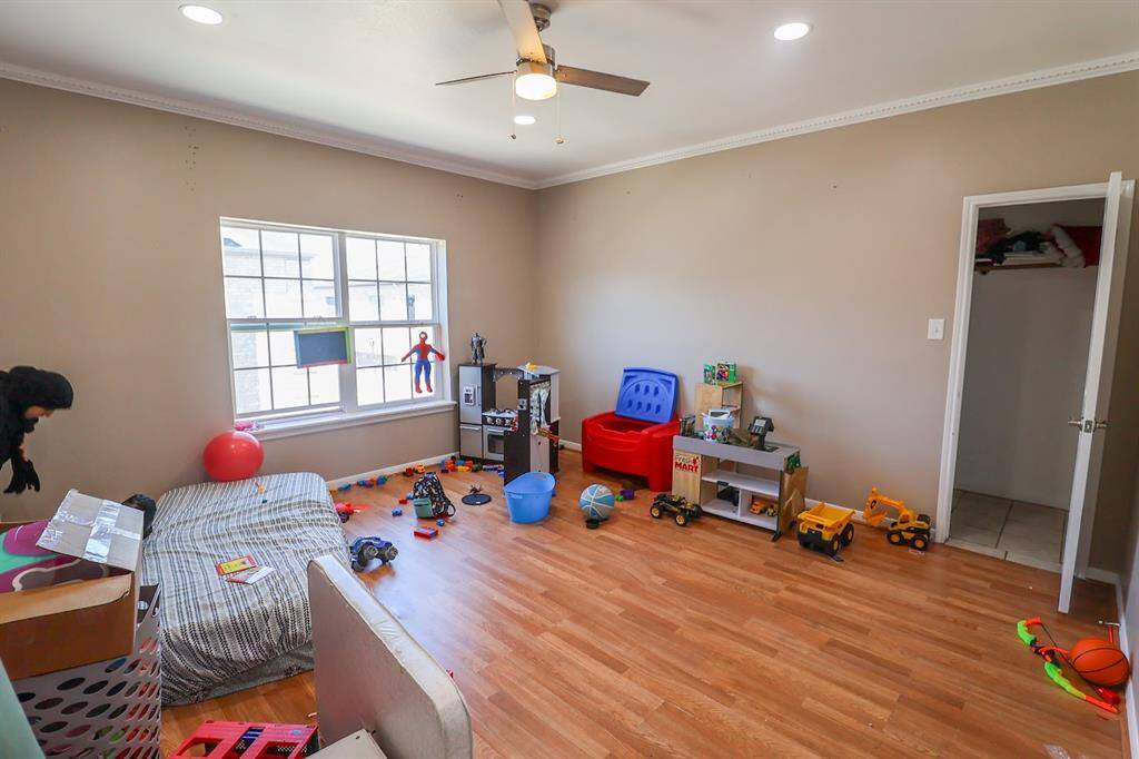 Spacious secondary bedroom.