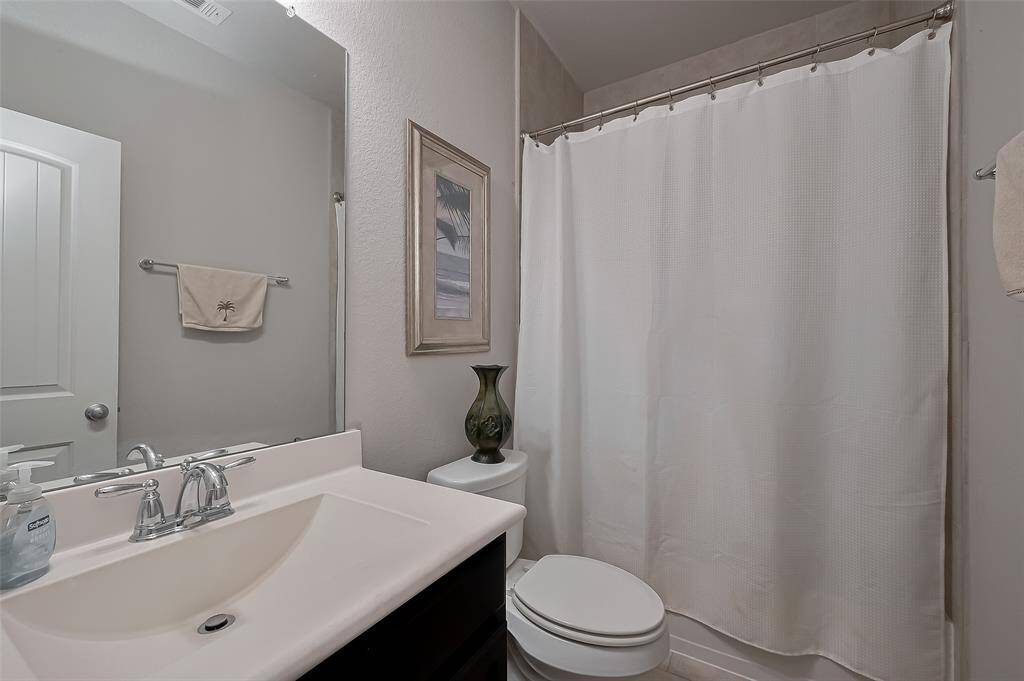 Hall Bathroom
