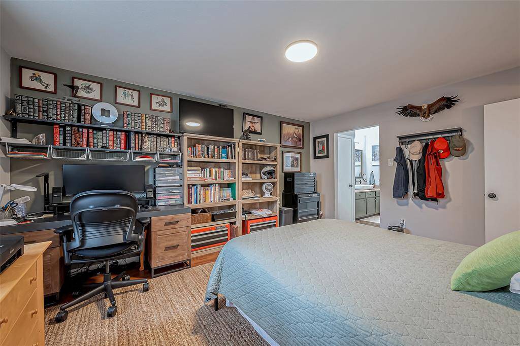 Primary is large enough to still have a desk and chair in the corner.