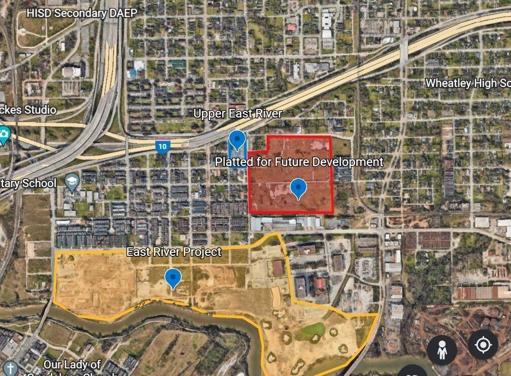 Don't miss out the opportunity to be part of the East River!  150 acre mixed-use development by the same developer that developed City Center! Retail, restaurants, lounges, bike trails, work out facilities, etc.!