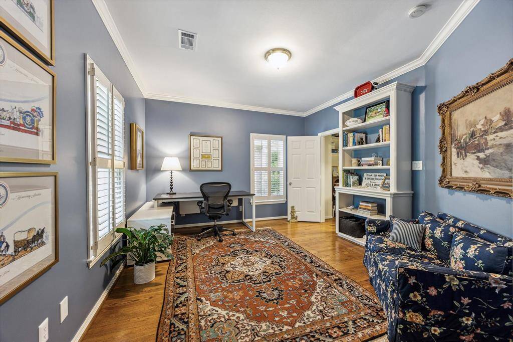 Large office is connected to the primary bedroom.