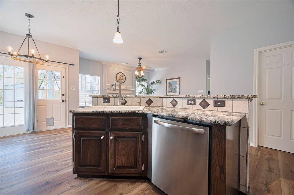Stainless steel appliances, deep oversized Kohler sink