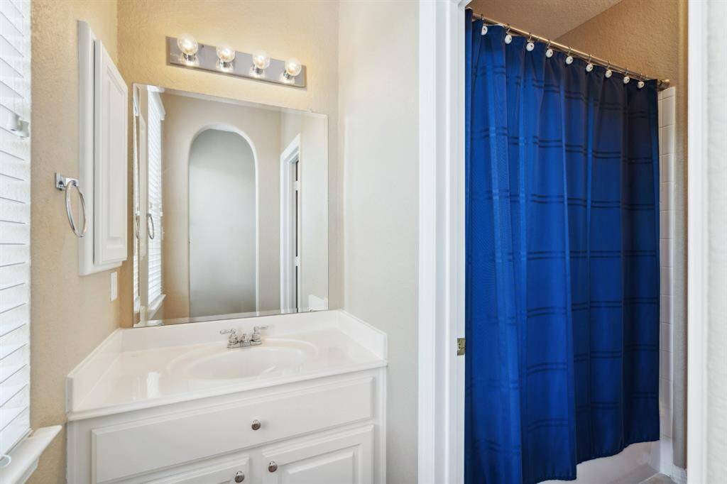 Another Jack-and-Jill  bathroom connecting the fourth and fifth bedrooms.