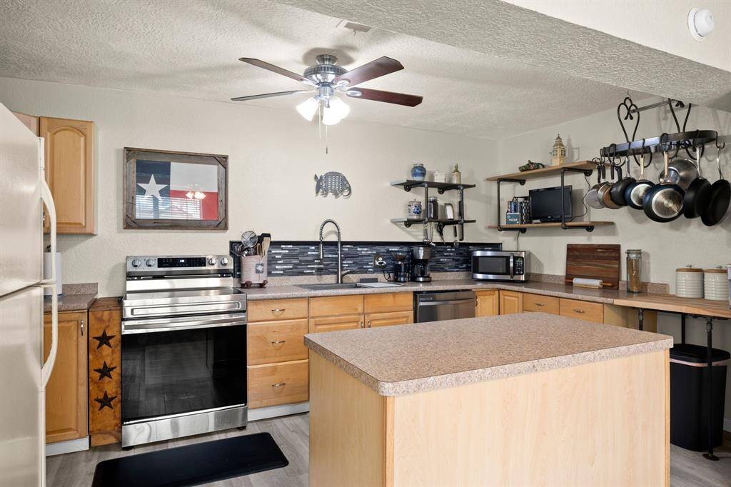 Large kitchen