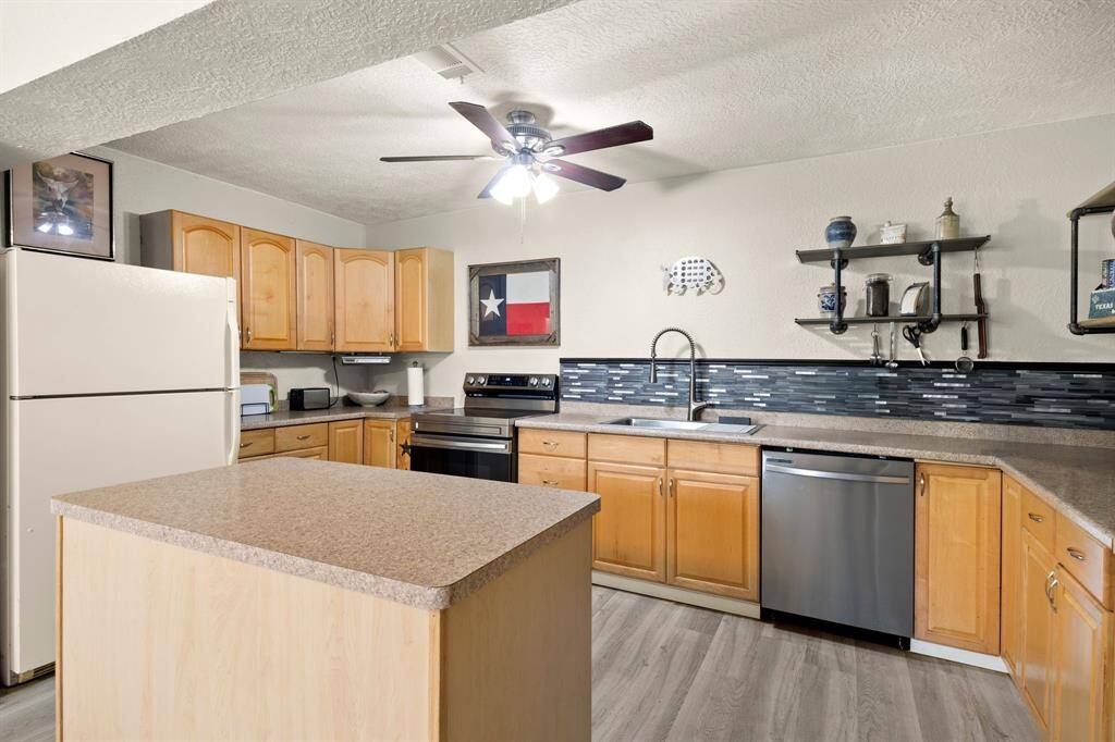 Plenty of counter space