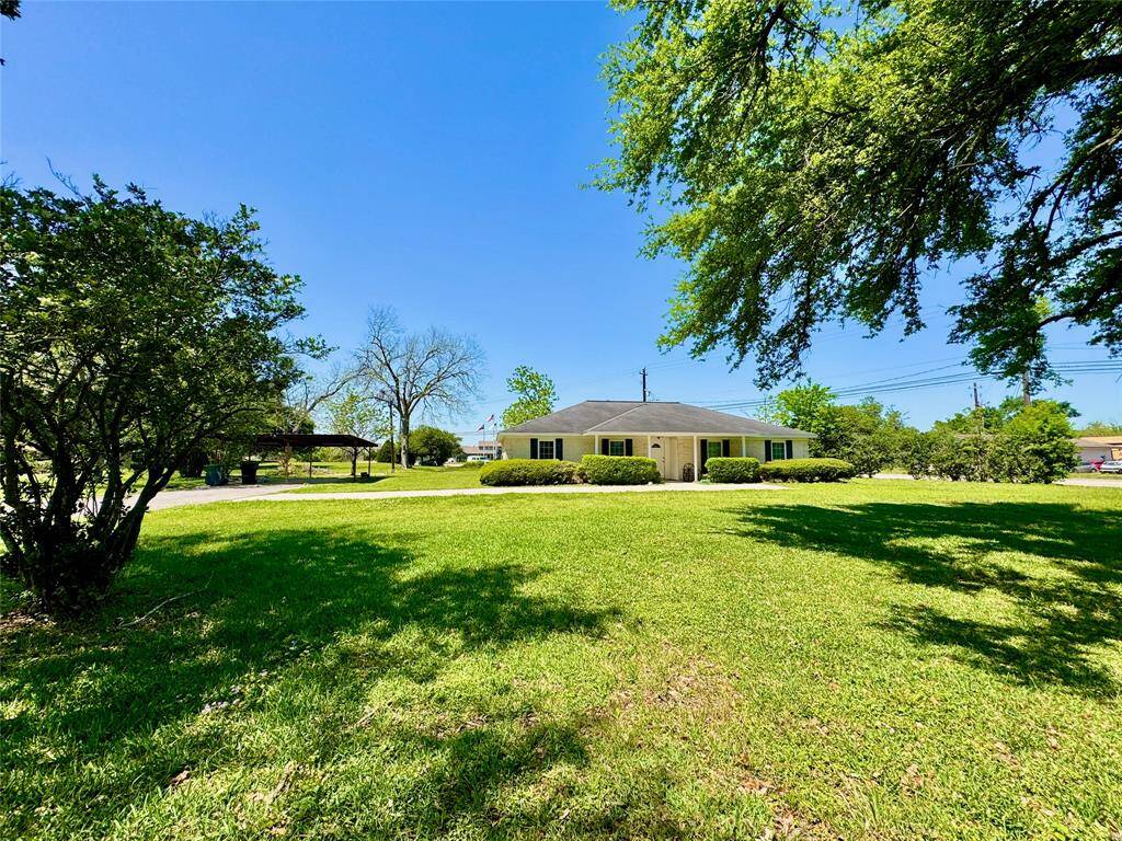 Huge backyard--perfect for entertaining. Site on approximately one full acre!