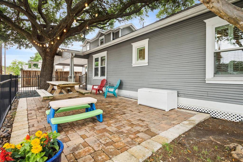 Imagine all the memories you will create enjoying the outdoors in this space.