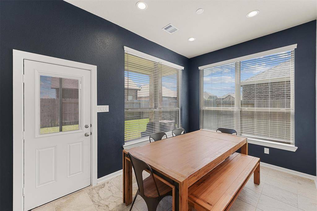 Start your mornings with coffee in your gorgeous breakfast room