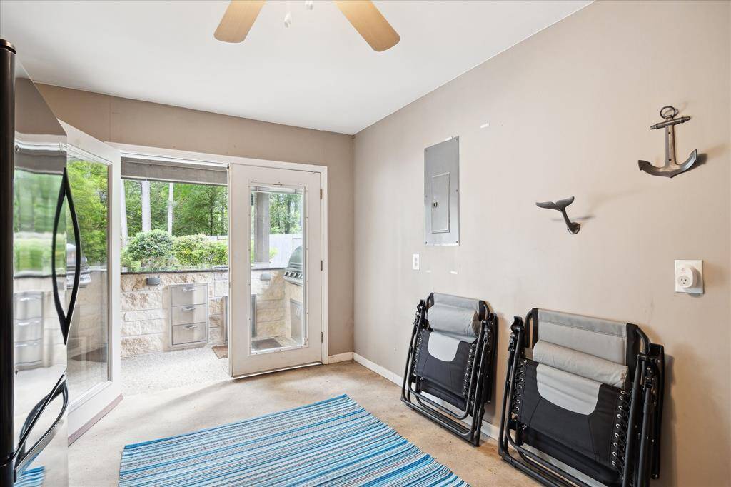 Pool house room