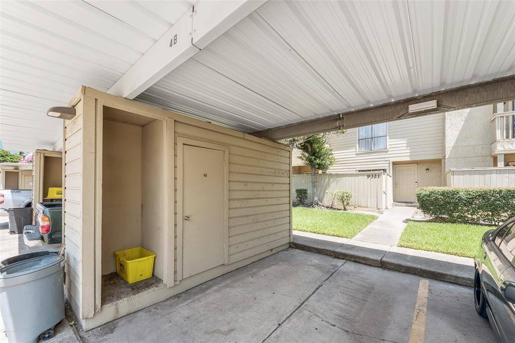carport parking spot