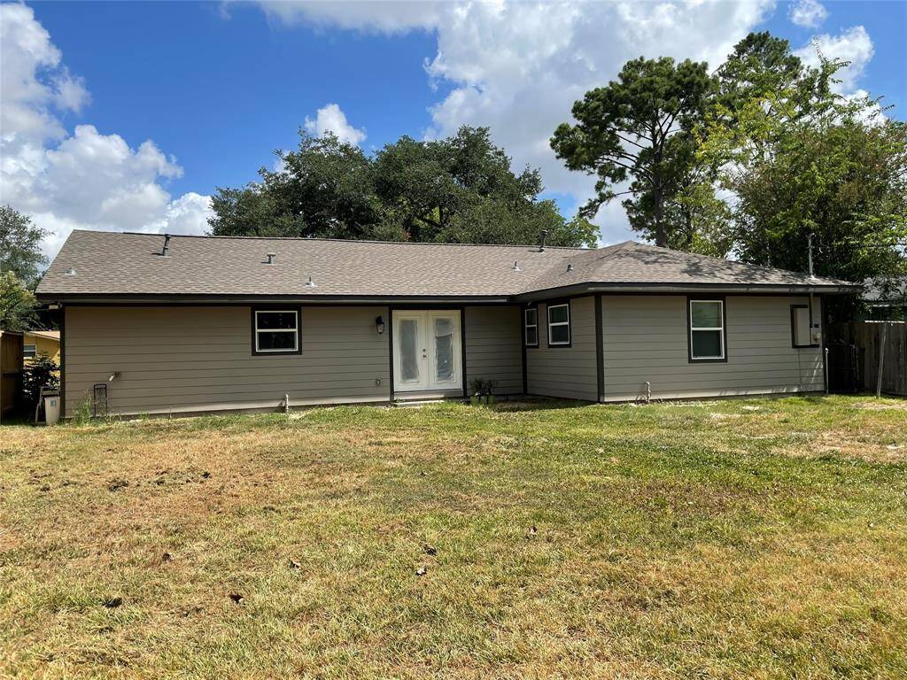 Large backyard with plenty of room the play and entertain. Schedule your private tour today to view this gem!