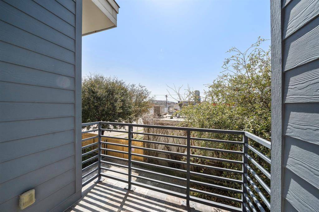 Step out from the dining area onto a private balcony—perfect for morning coffee or evening relaxation!