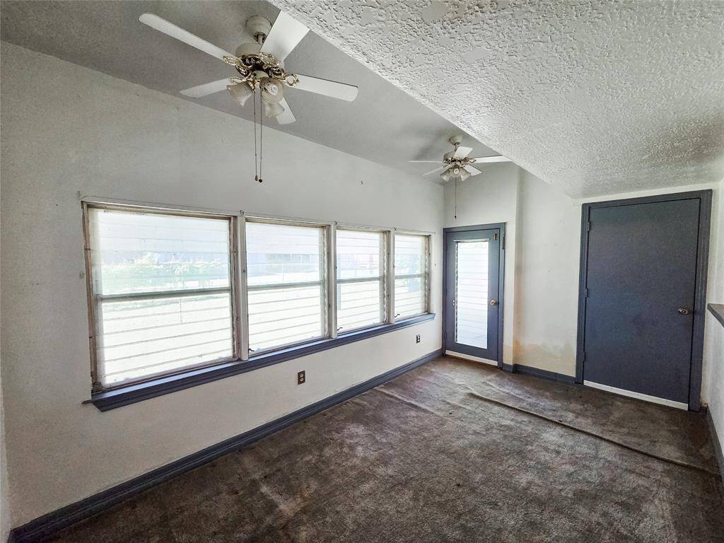 Perfect den or formal dining area