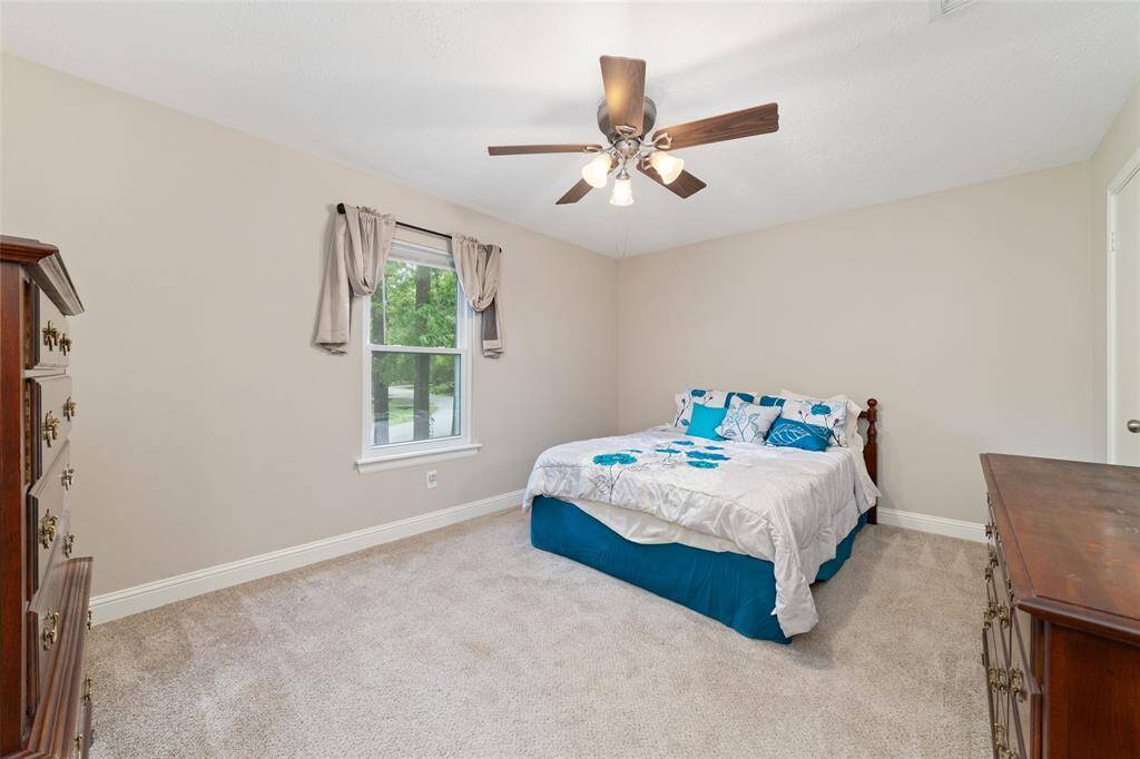 Secondary bedroom