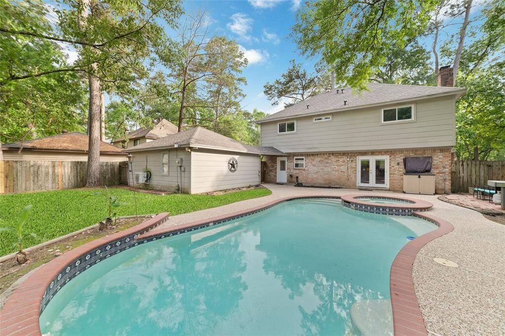 Relax or host pool parties in this massive private pool