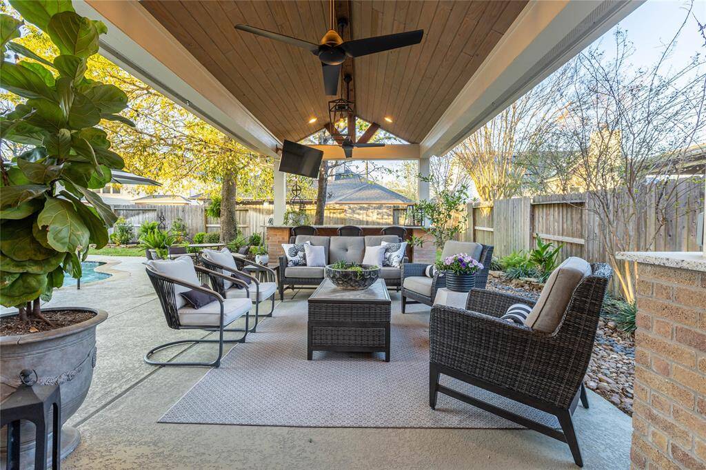 Step outside to outdoor living space