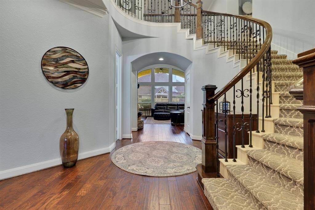 Open entryway