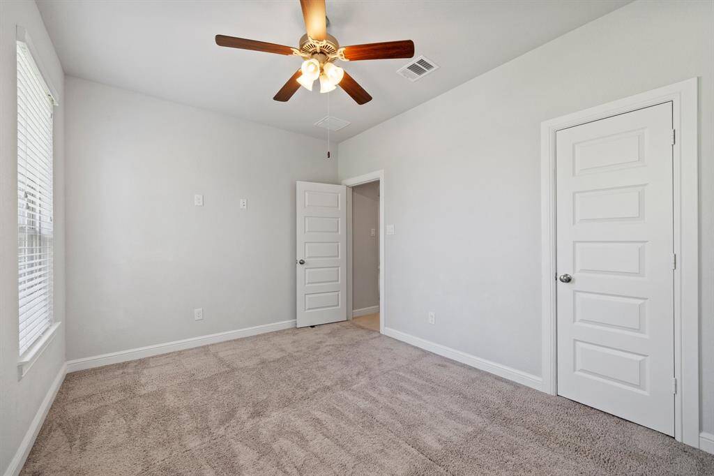 Spacious layout with clean lines, neutral tones, and a generous closet—perfect for guests or family.