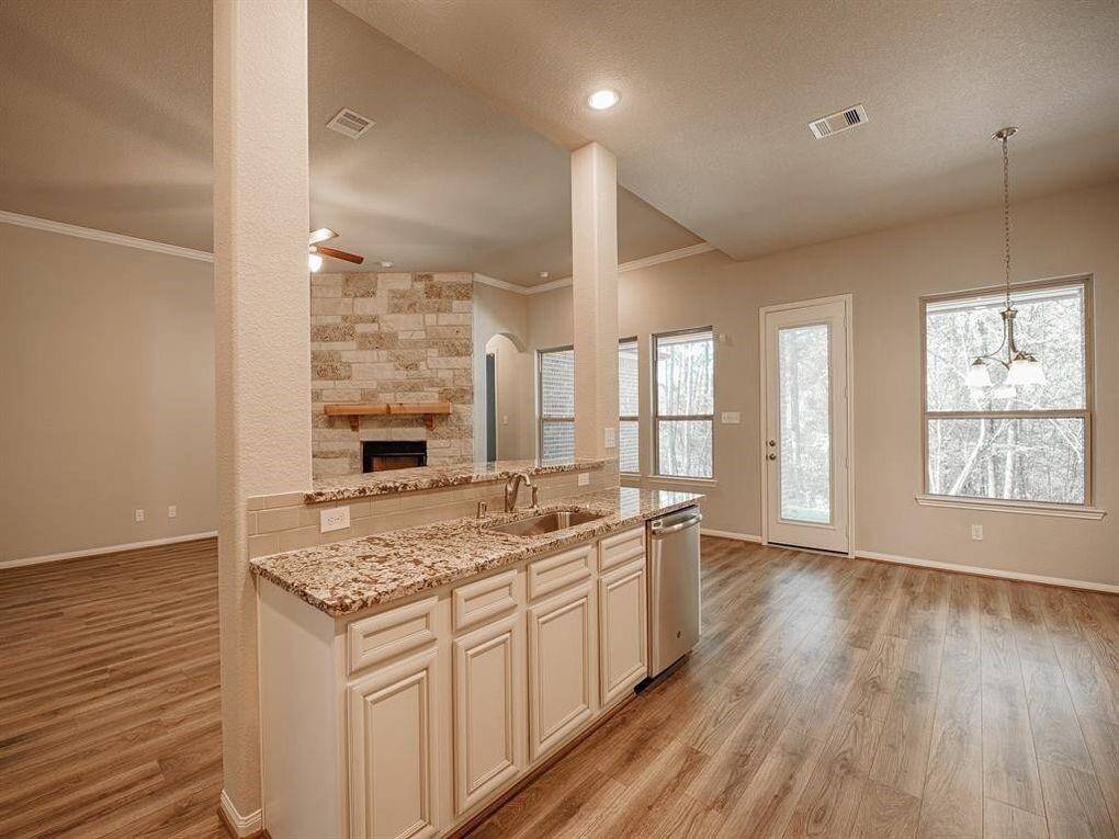 Stunning Brand New 1 Story Home!  Ready Soon! The Mason! Estimated completion May 15, 2025! Pictures are a representation of the Mason Plan. Colors and selections may vary!  Call Today for a Tour!