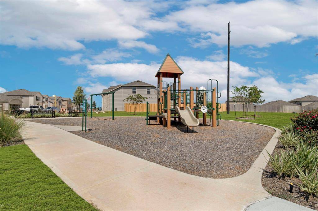 NEIGHBORHHOD PLAYGROUND
