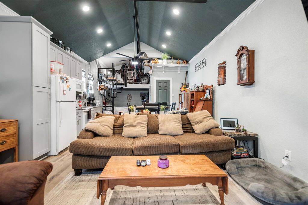 Guest Home