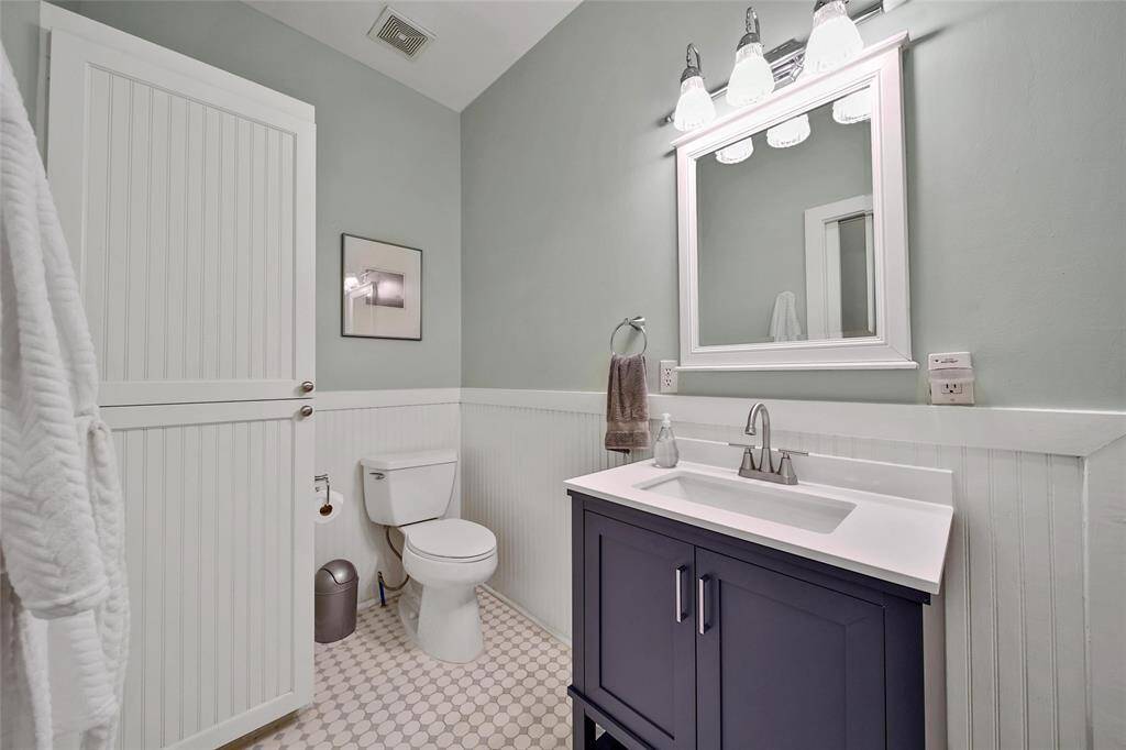 View of secondary bathroom.