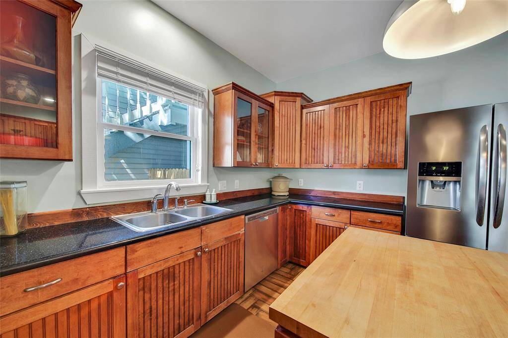 View of kitchen :2.