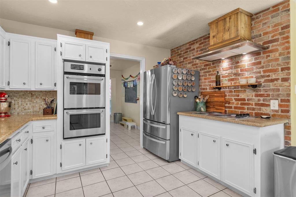 Updated kitchen with country feel