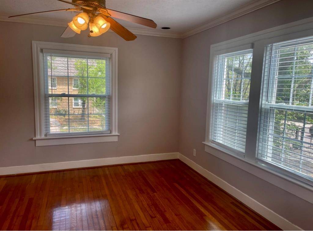 Large bedroom 13 X11