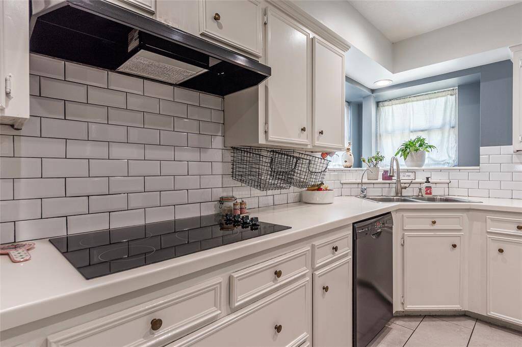 Subway tile backsplash