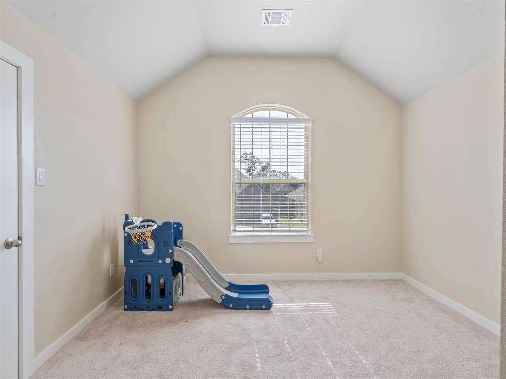 5th bedroom on 2nd floor