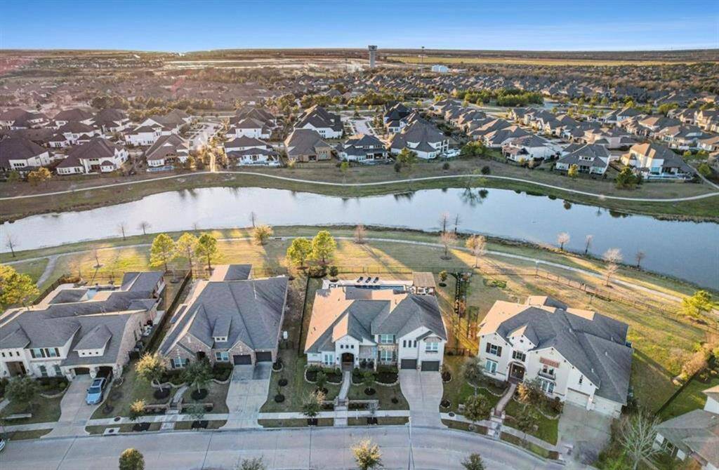 Aerial view of this luxury lot!