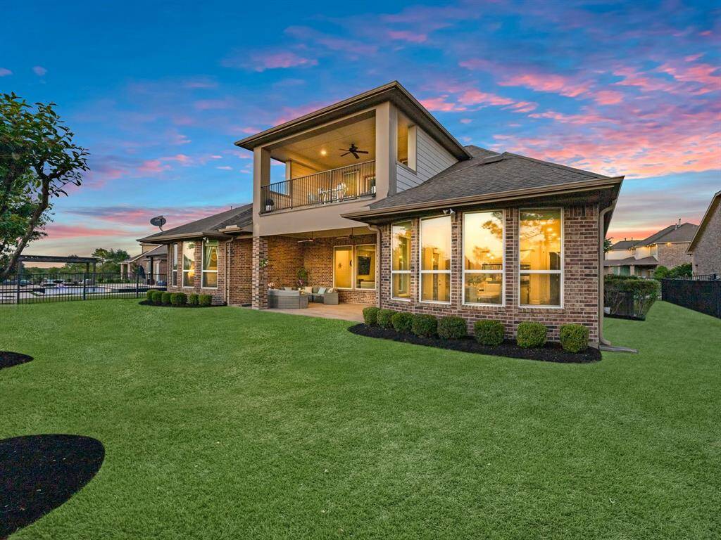 Alternative view of the spacious and beautiful backyard.