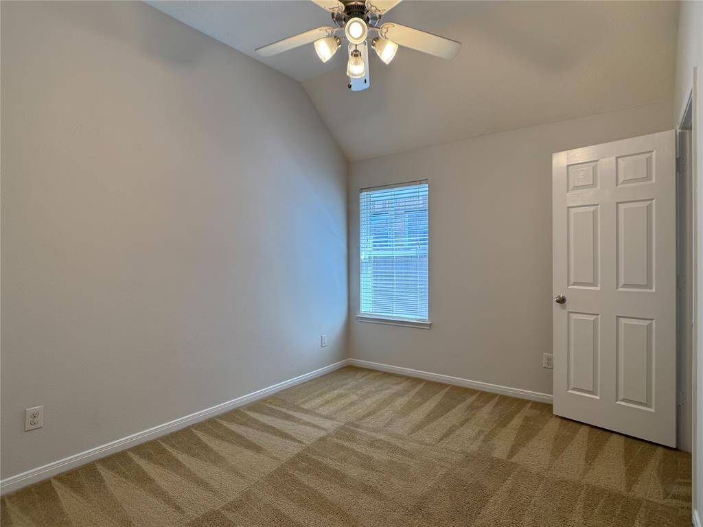 2 of 2 secondary bedrooms w/vaulted ceiling, ceiling fan