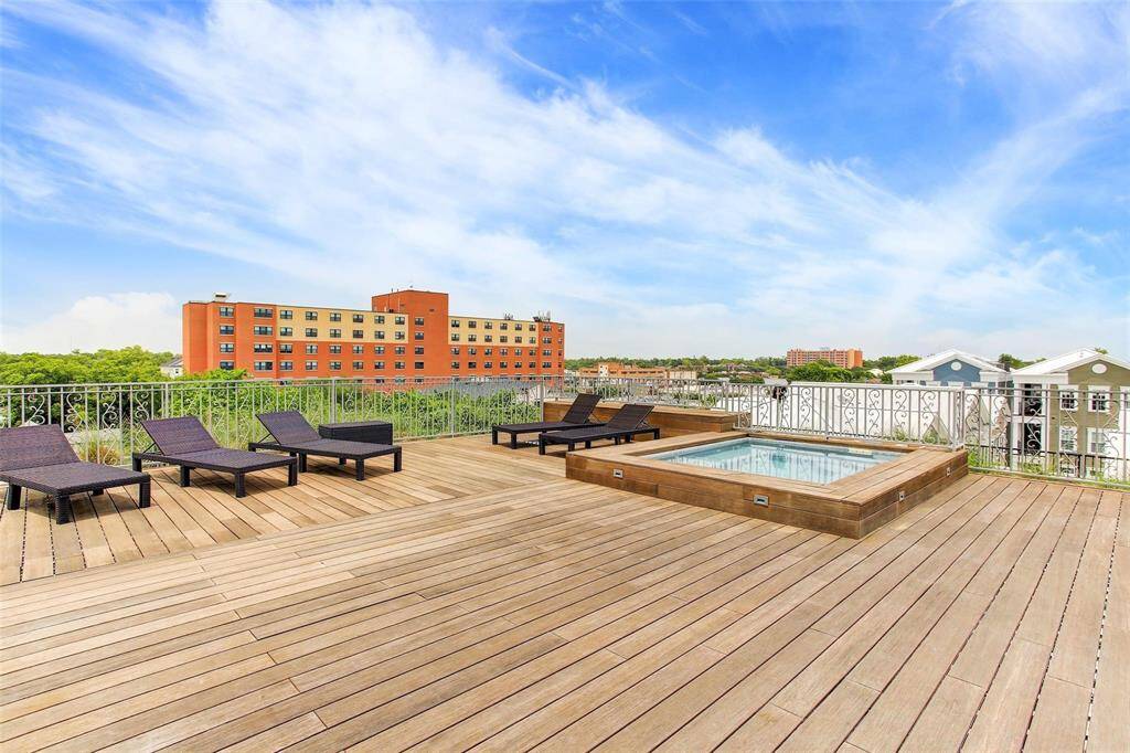 Great amenities with this home.
