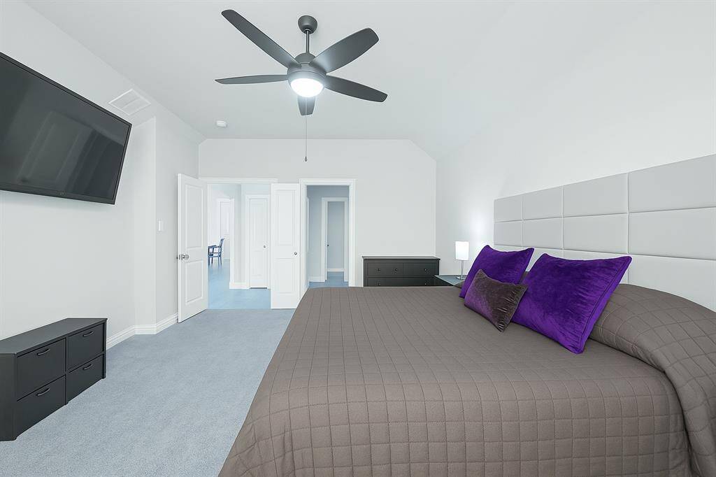 You walk in, the day melts off, and suddenly you're in your happy place. This first-floor retreat is private, plush, and practically begging for breakfast in bed. (And maybe a nap after.)This primary en suite has been "virtually staged" for visual inspiration.