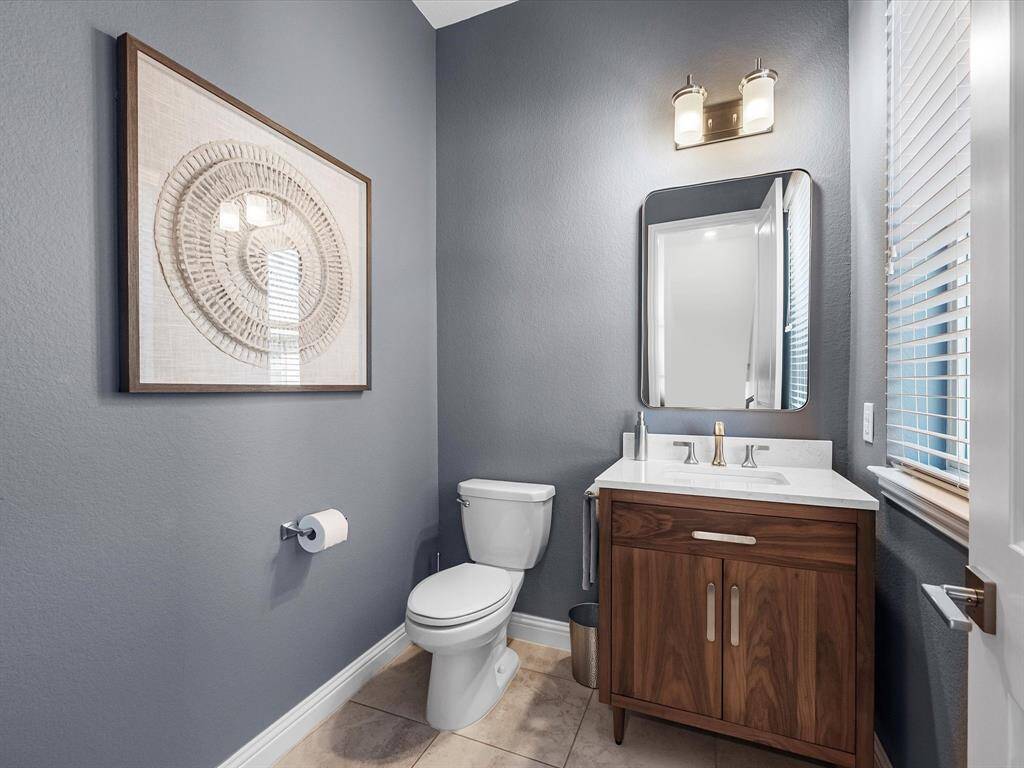 Half bath on 2nd floor