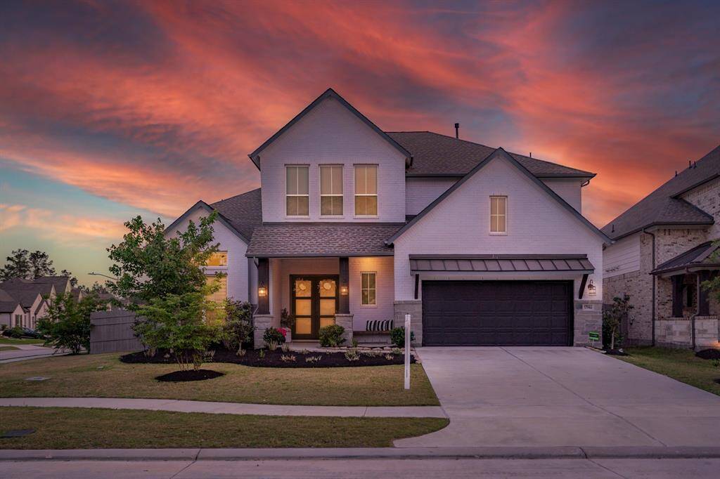 We call this the 'beauty shot'....A true statement on this home!