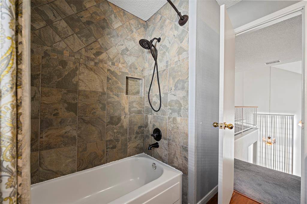 Bath 2 Tub and Shower