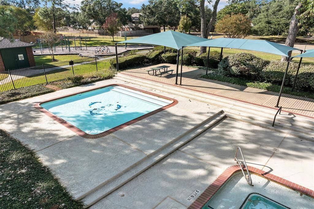 Kiddos Pool