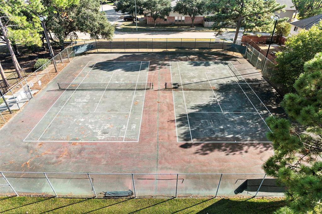 Tennis Courts