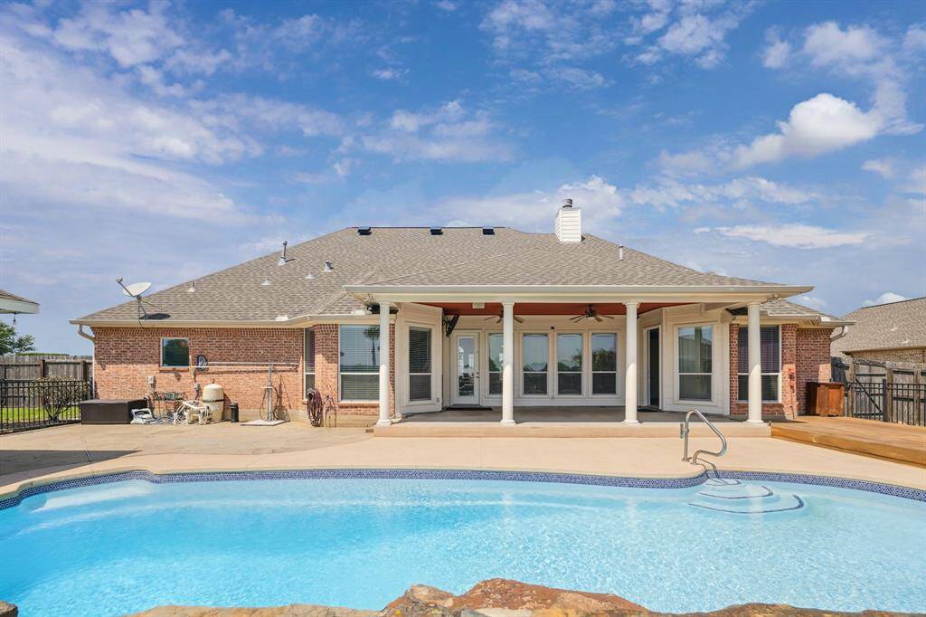 Check out this backyard OASIS!