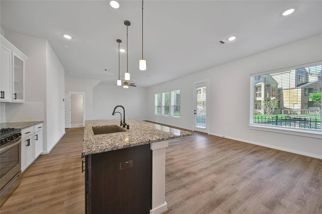 View of kitchen :3.