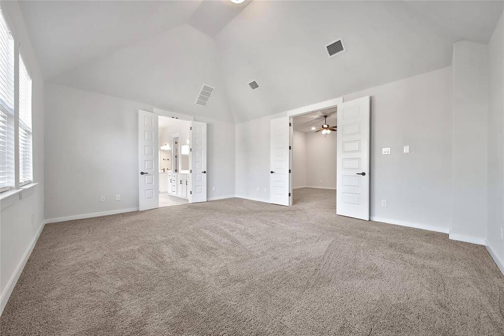 View of primary bedroom :2.